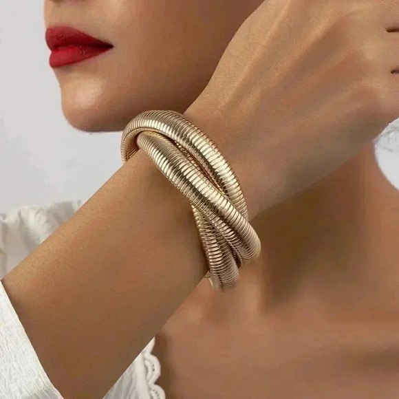 Twist Cuff Bangle chic trendy classic - Picture 1 of 2